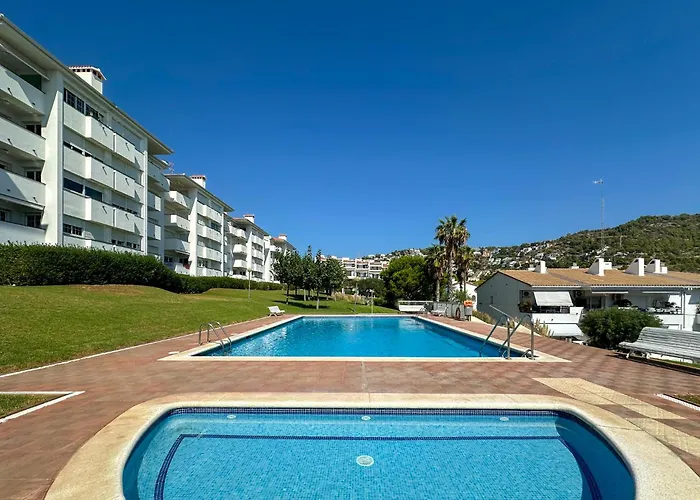 아파트 Viva Palms By Hello Homes *